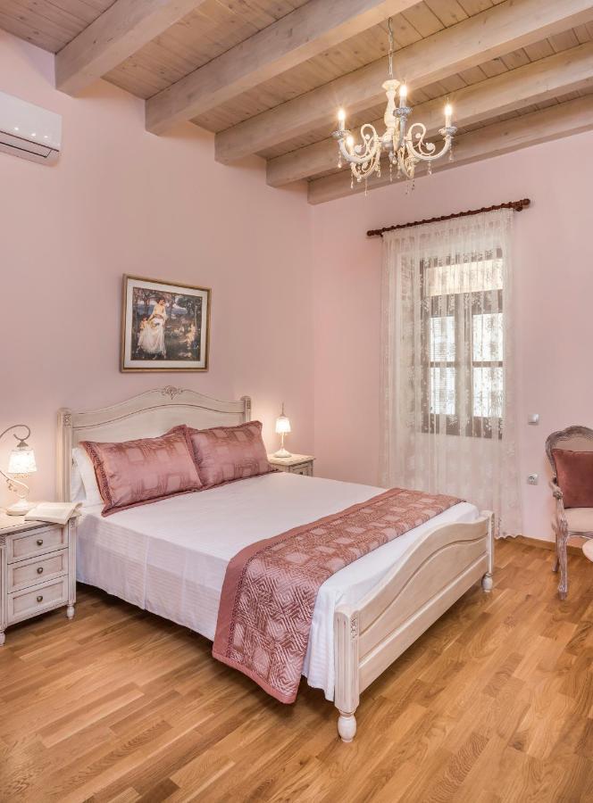 Palazzo Di Irene Apartment Ханя Стая снимка